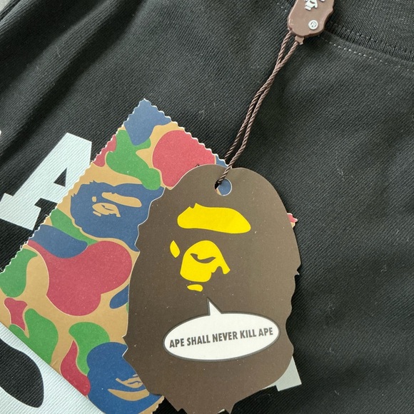 Bape Black and White Short Sleeve Tee - Picture 2 of 4